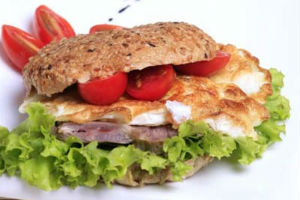 三明治（夹烤牛肉片）