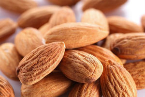 杏仁(过油榨干)