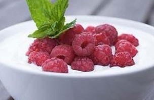 酸牛奶（草莓+树莓）